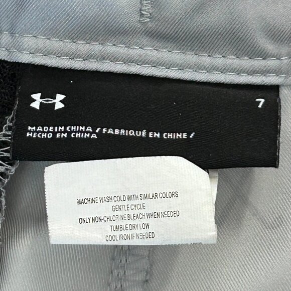 Under Armour Boys Size 7 Golf Shorts Golf Clubs Tees Flags Print Country Club - Picture 6 of 10